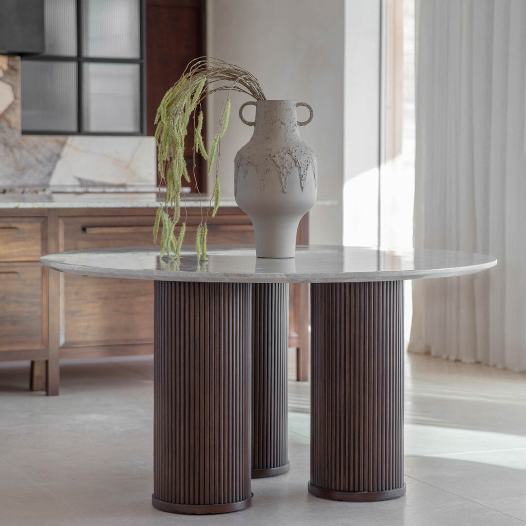 Whitwell Round Dining Table 